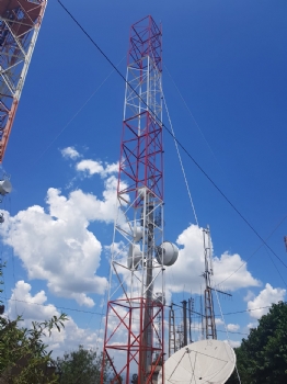 Prefeitura instala nova torre para equipamentos de transmissão de emissoras de televisão