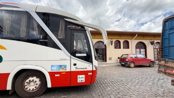 Ônibus intermunicipais voltam a circular na região central de Itapecerica