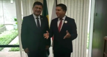 Prefeito é recebido pelo senador Carlos Viana em Brasília