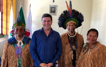 Prefeito recebe visita de lideranças indígenas da Aldeia Pataxó