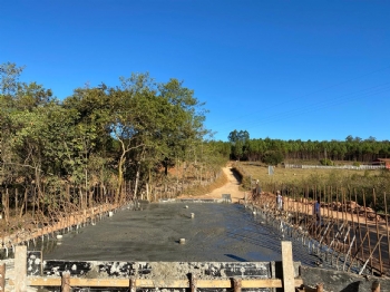 Construção de ponte na comunidade rural de Inácio Caetano está em fase final