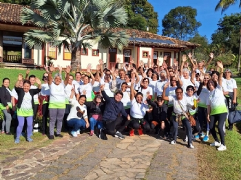 Alunos do projeto 100% Saúde participam de Caminhada Ecológica