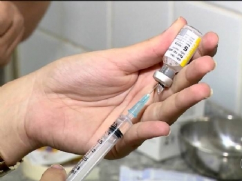 Vacina contra febre amarela está disponível nos postos de saúde de Itapecerica